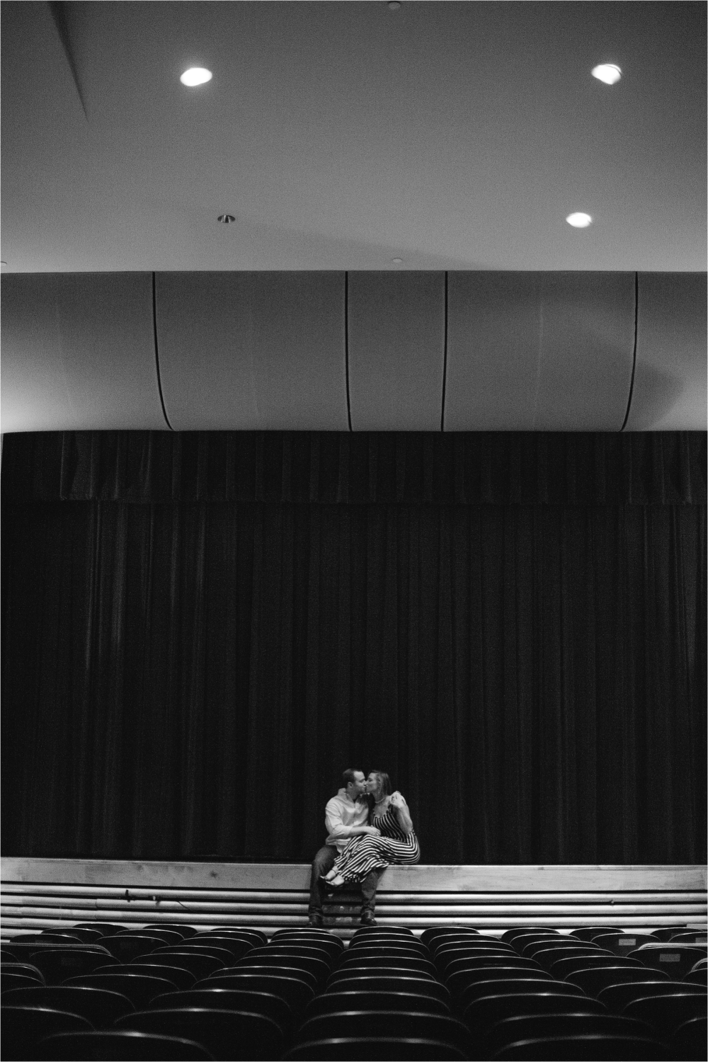 Fun and Colorful Engagement Session in Downtown Grapevine at the Palace Theatre and Grapevine Lake _ Rachel Meagan Photography _ 02