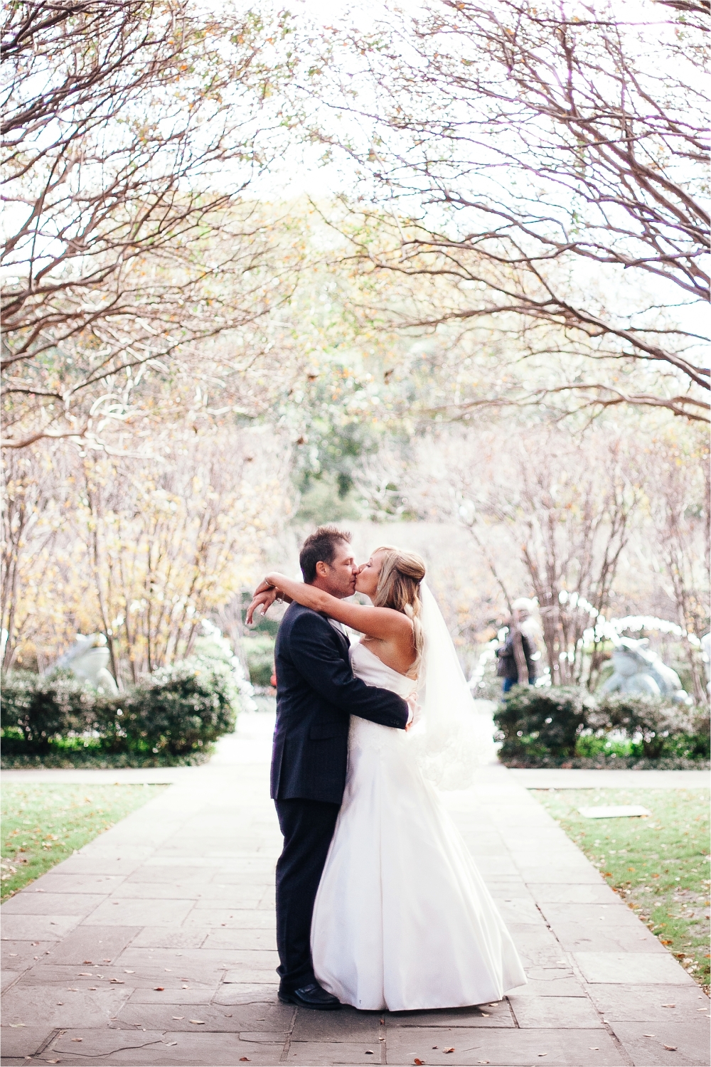 Small+Intimate Wedding at the Sunken Gardens _ Dallas Arboretum _ North Texas Wedding Photographer, Rachel Meagan Photography _ 45