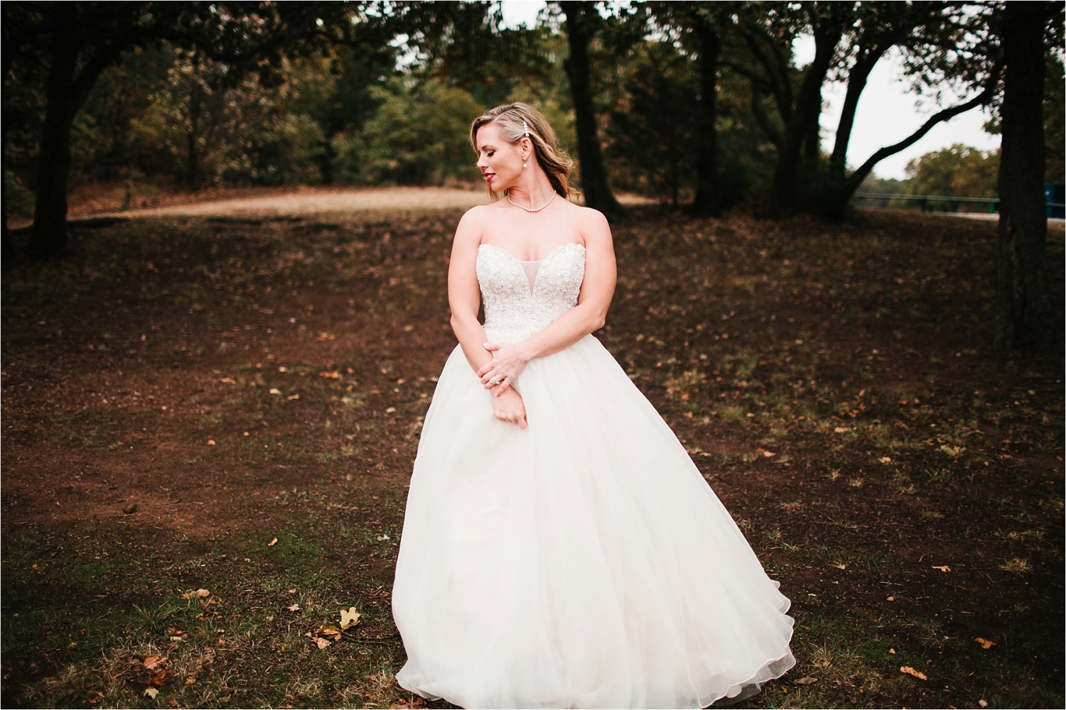 a vintage bridal session with red accents in Grapevine, TX _ by North Texas Wedding Photographer Rachel Meagan Photography _ 19