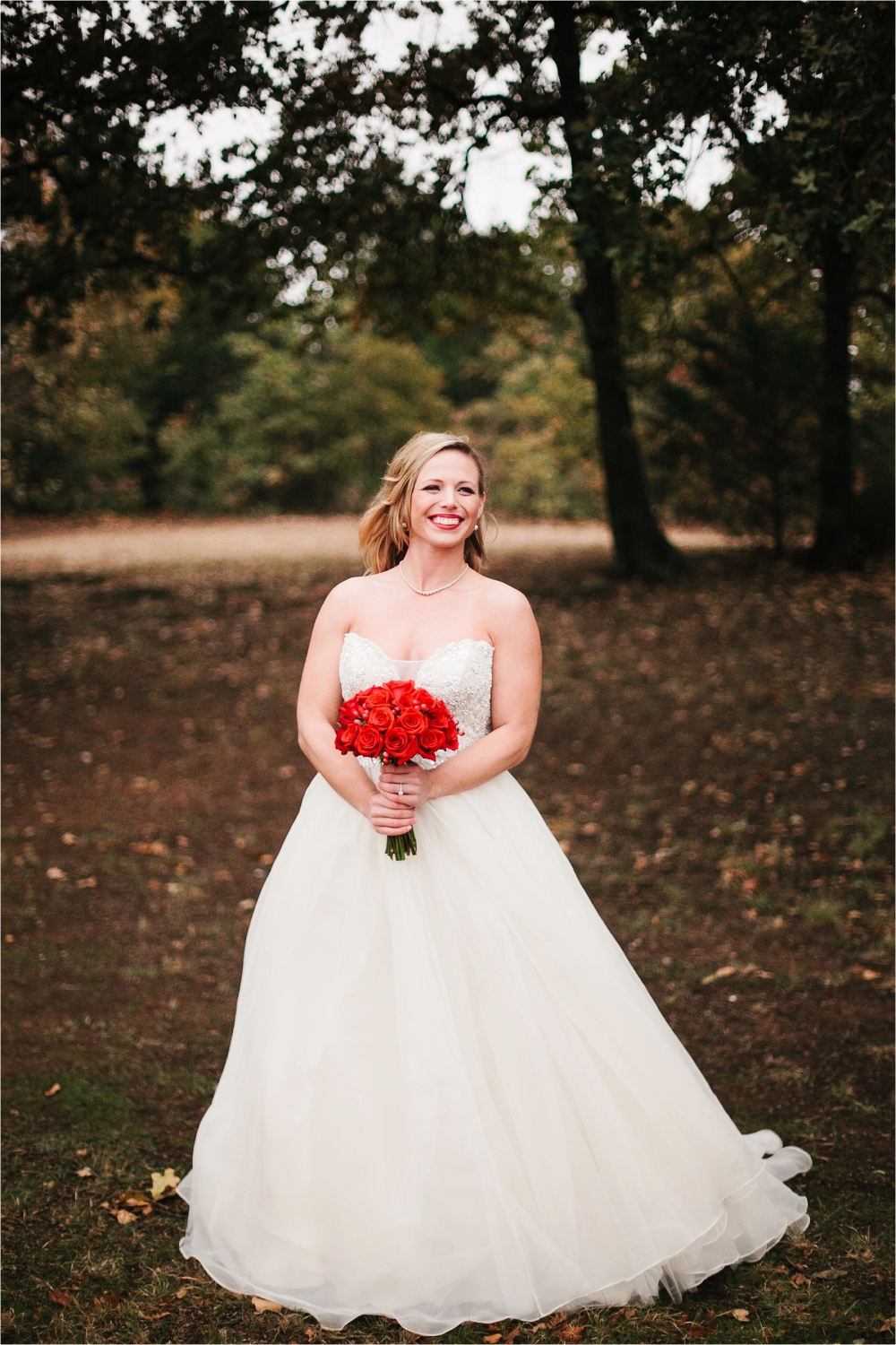 a vintage bridal session with red accents in Grapevine, TX _ by North Texas Wedding Photographer Rachel Meagan Photography _ 21