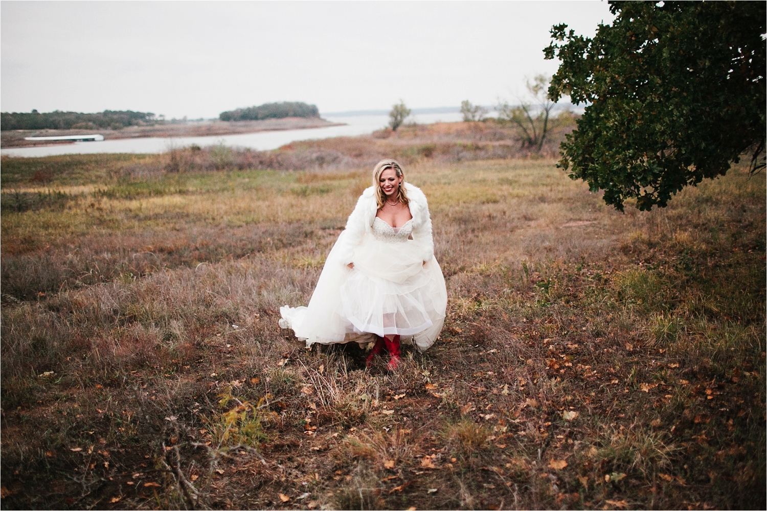 a vintage bridal session with red accents in Grapevine, TX _ by North Texas Wedding Photographer Rachel Meagan Photography _ 33