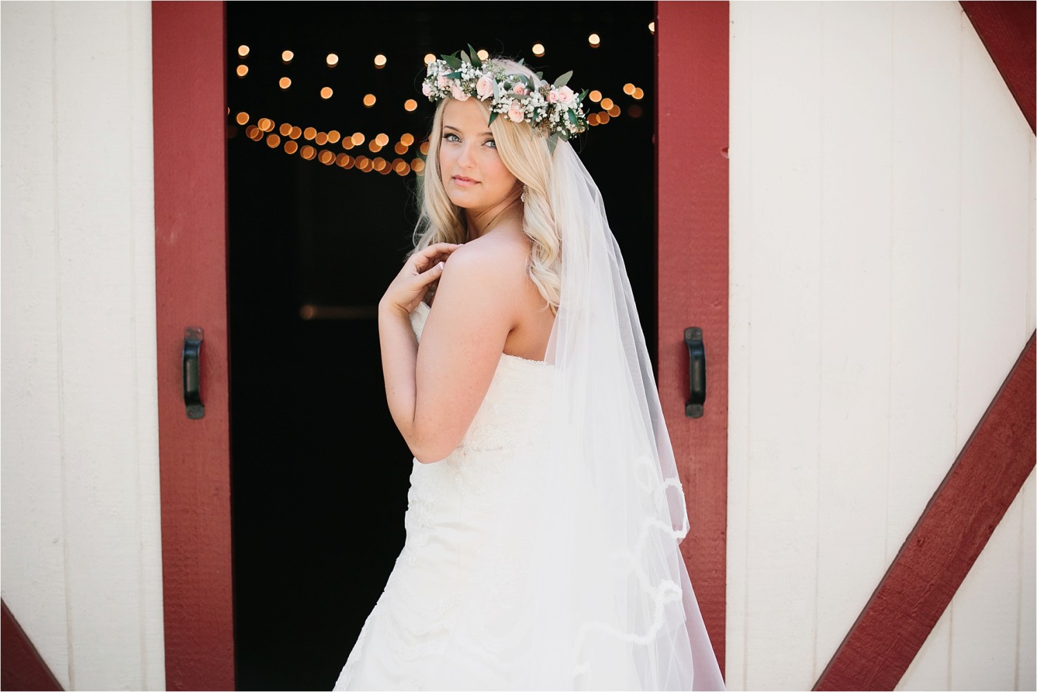 Bridal Session at Howell Family Farms in Arlington, TX _ Images by North Texas Wedding Photographer Rachel Meagan Photography _ 13
