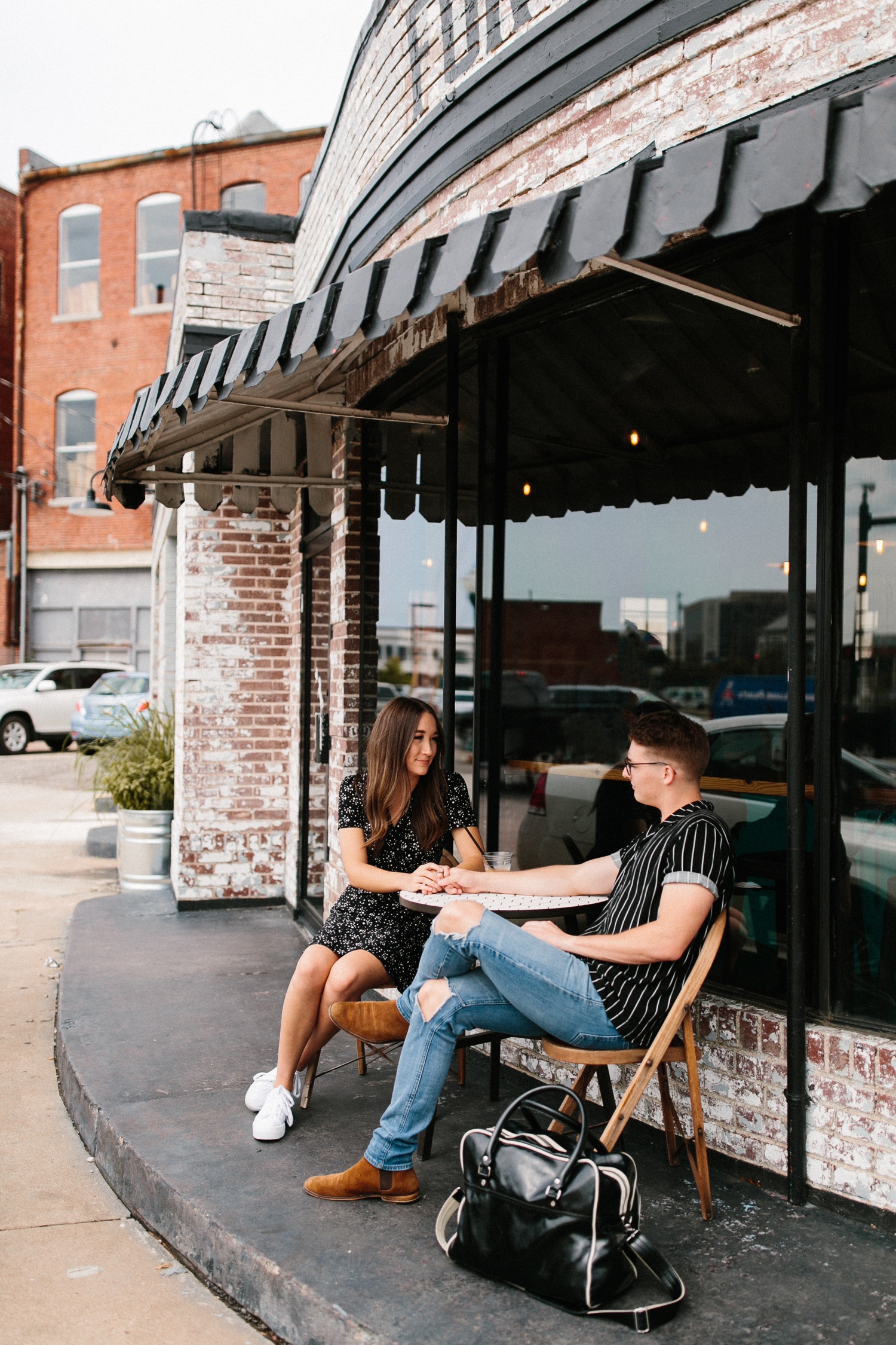 Annie + Max | cozy coffee shop, dowtown Fort Smith, Hawksbill Crag stylish engagement session in the Ozark National Forest by Destination Wedding Photographer Rachel Meagan Photography | 013
