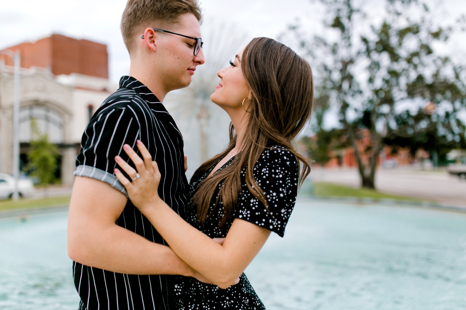 Annie + Max | cozy coffee shop, dowtown Fort Smith, Hawksbill Crag stylish engagement session in the Ozark National Forest by Destination Wedding Photographer Rachel Meagan Photography | 039