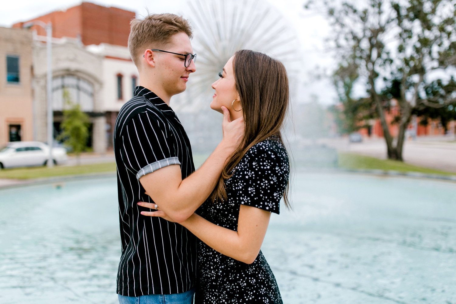 Annie + Max | cozy coffee shop, dowtown Fort Smith, Hawksbill Crag stylish engagement session in the Ozark National Forest by Destination Wedding Photographer Rachel Meagan Photography | 041