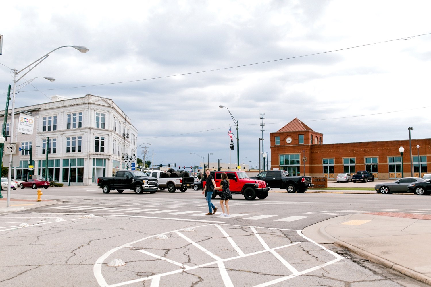 Annie + Max | cozy coffee shop, dowtown Fort Smith, Hawksbill Crag stylish engagement session in the Ozark National Forest by Destination Wedding Photographer Rachel Meagan Photography | 045