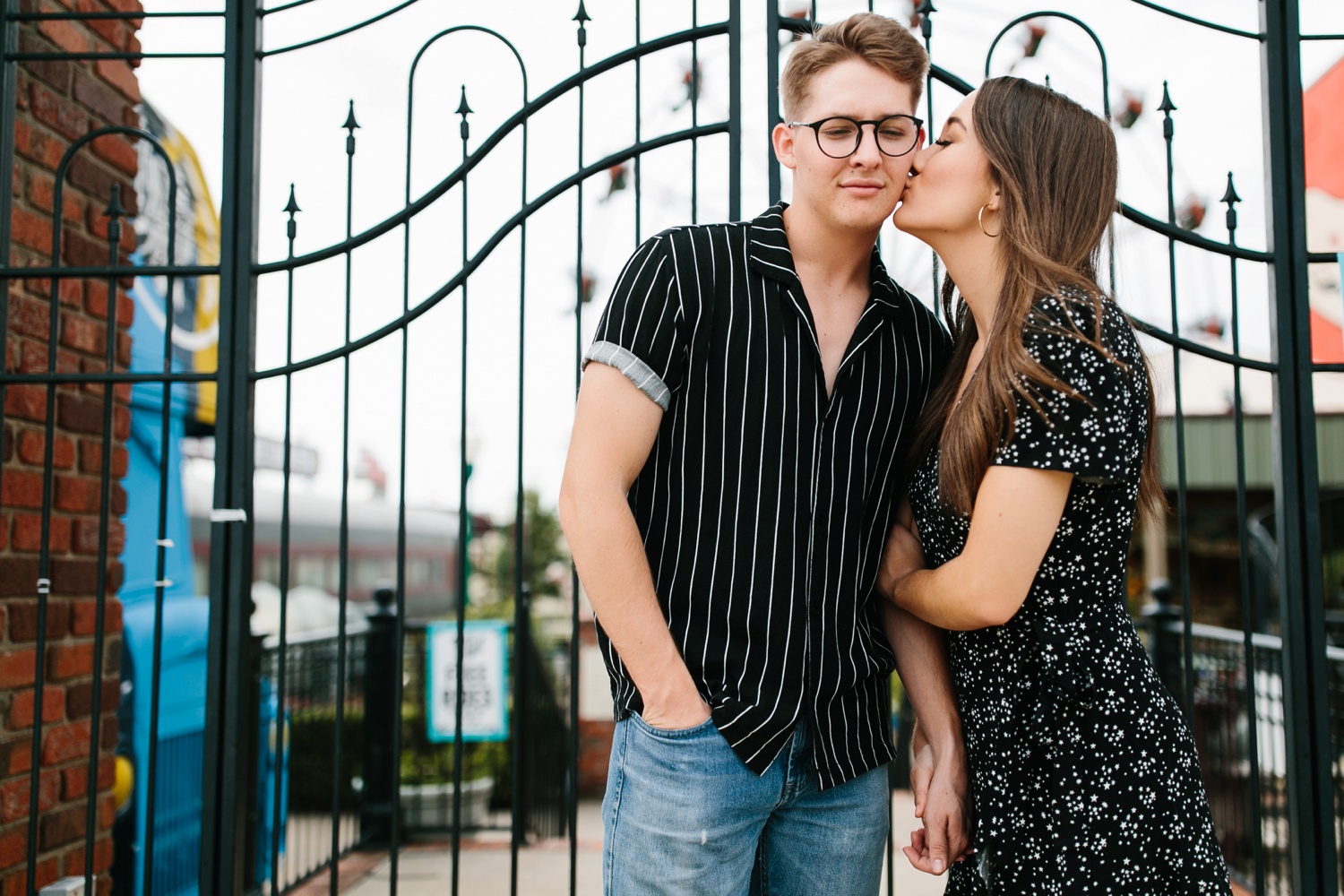 Annie + Max | cozy coffee shop, dowtown Fort Smith, Hawksbill Crag stylish engagement session in the Ozark National Forest by Destination Wedding Photographer Rachel Meagan Photography | 055