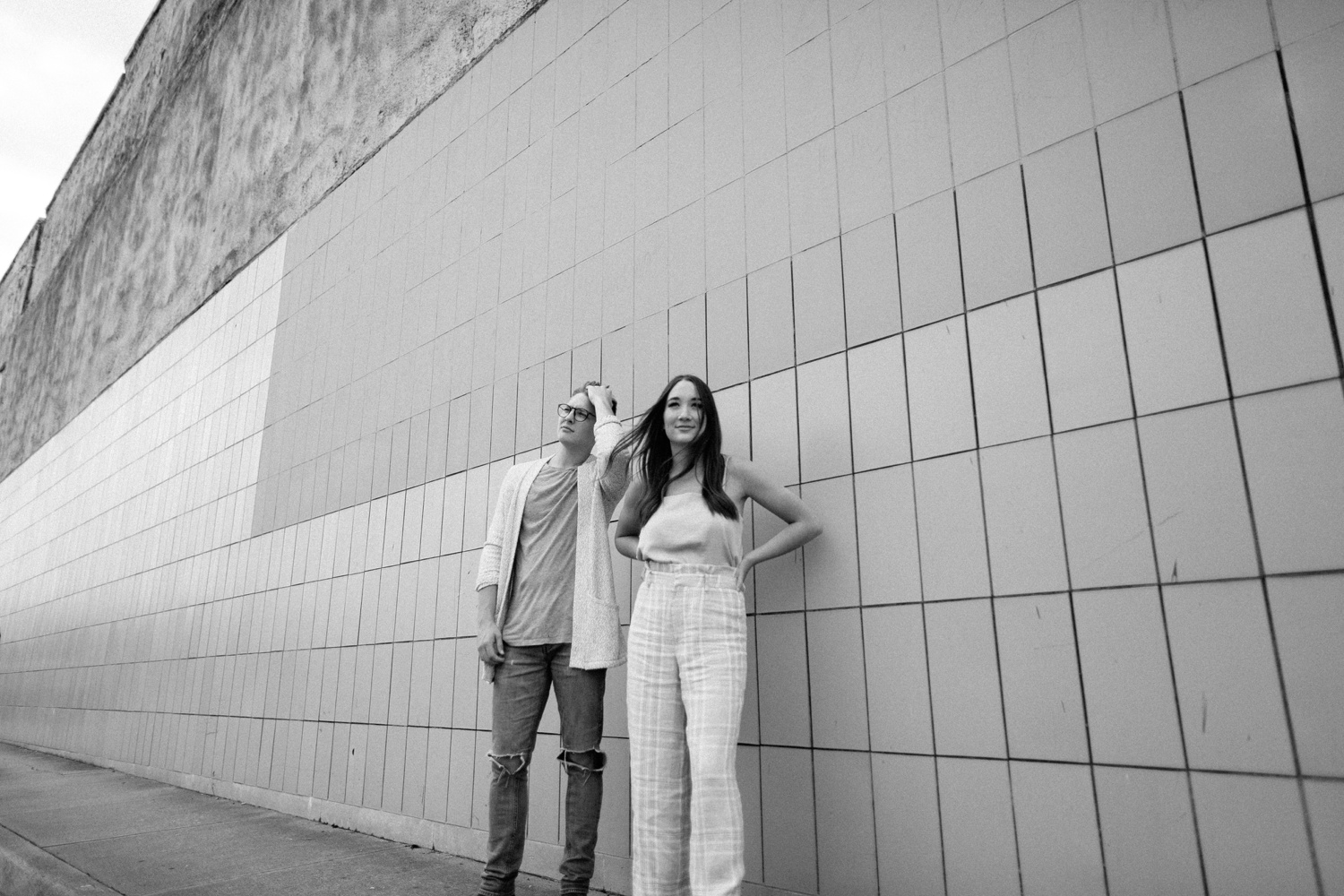 Annie + Max | cozy coffee shop, dowtown Fort Smith, Hawksbill Crag stylish engagement session in the Ozark National Forest by Destination Wedding Photographer Rachel Meagan Photography | 081