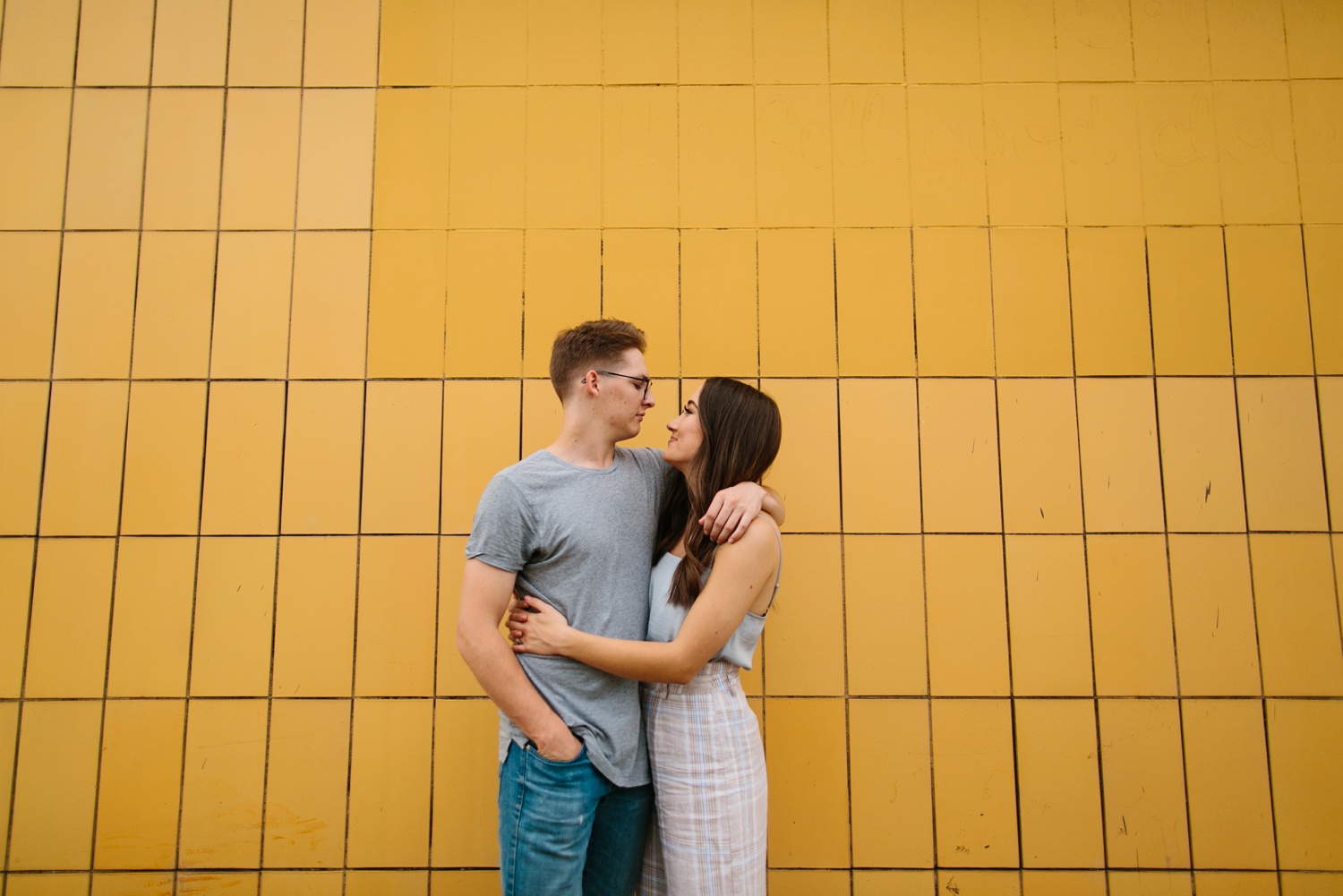 Annie + Max | cozy coffee shop, dowtown Fort Smith, Hawksbill Crag stylish engagement session in the Ozark National Forest by Destination Wedding Photographer Rachel Meagan Photography | 086
