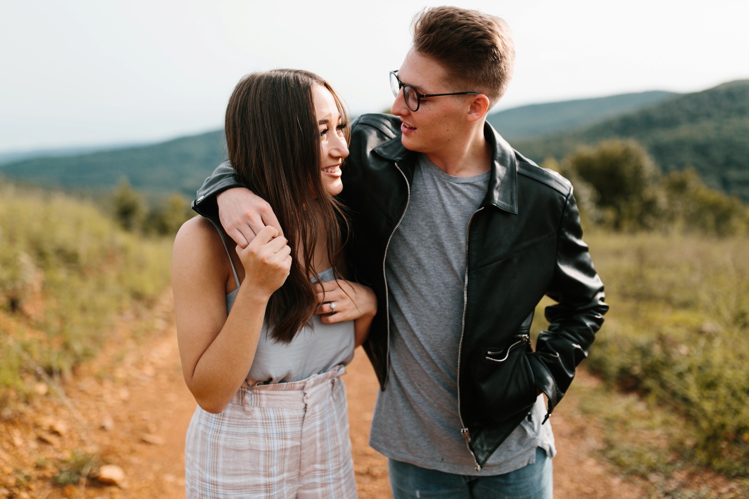 Annie + Max | cozy coffee shop, dowtown Fort Smith, Hawksbill Crag stylish engagement session in the Ozark National Forest by Destination Wedding Photographer Rachel Meagan Photography | 099