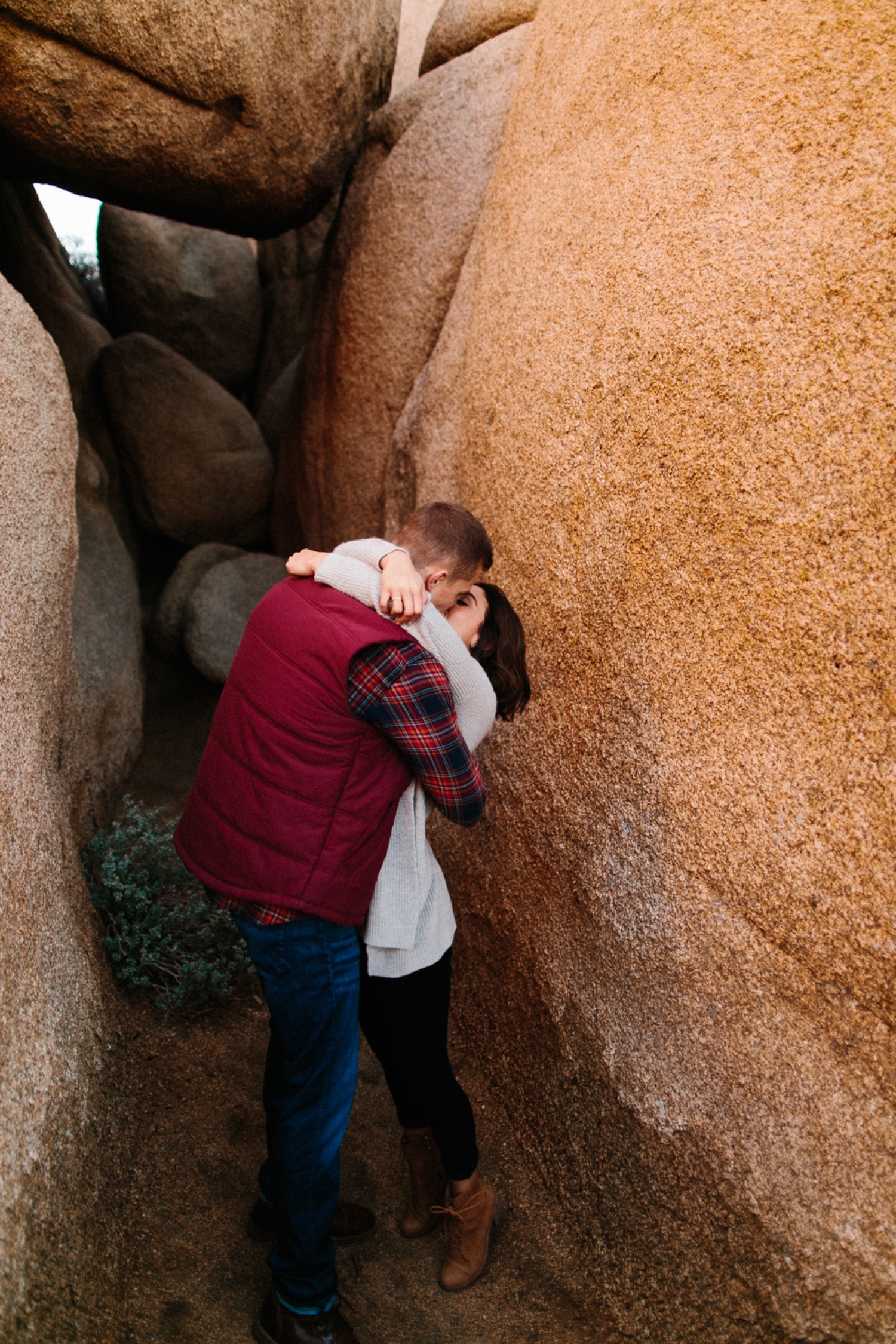Jaclyn + Tyler | a stylish, adventurous palm springs and joshua tree engagement session by destination wedding photographer Rachel Meagan Photography | 071