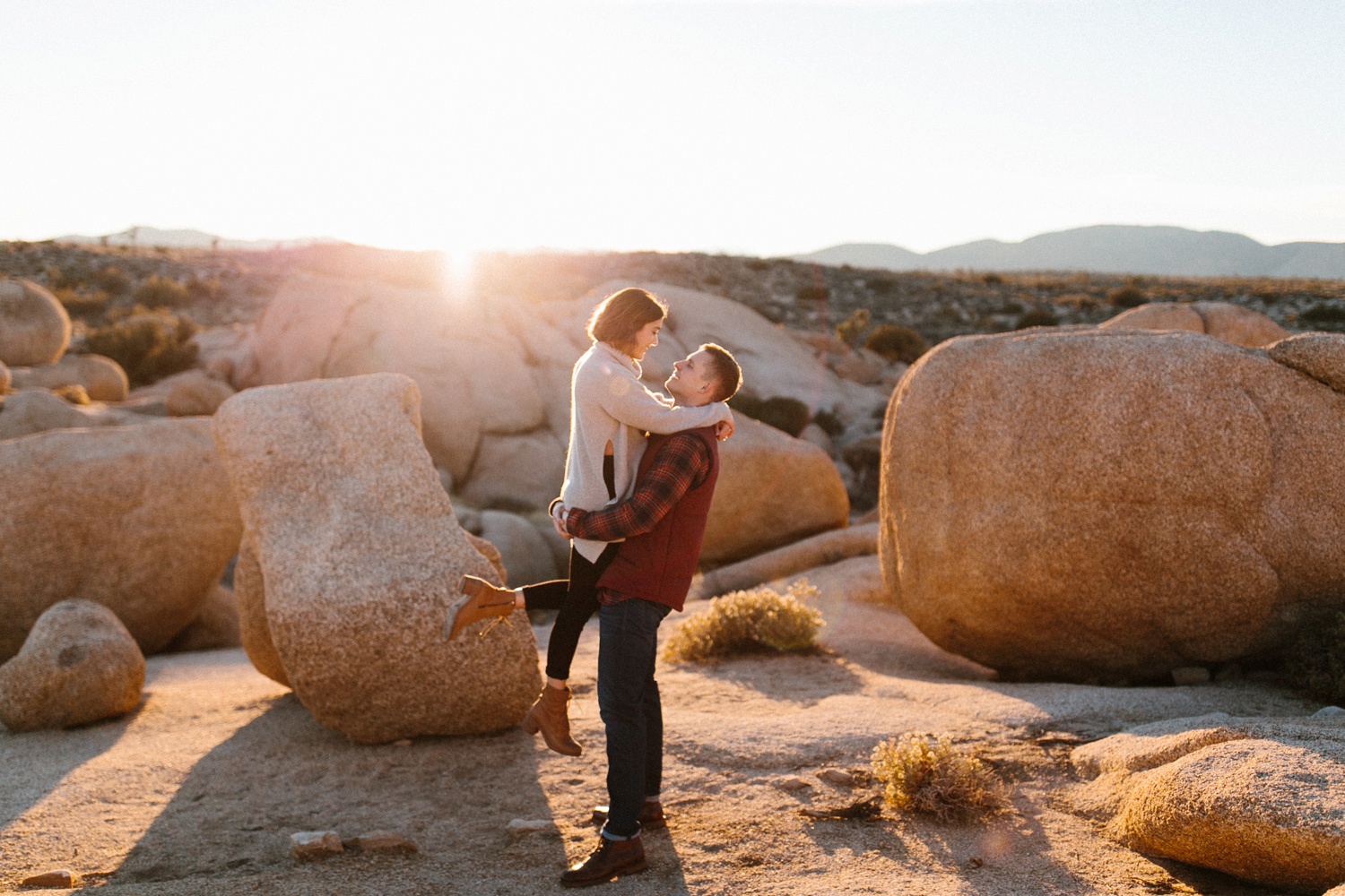 Jaclyn + Tyler | a stylish, adventurous palm springs and joshua tree engagement session by destination wedding photographer Rachel Meagan Photography | 085